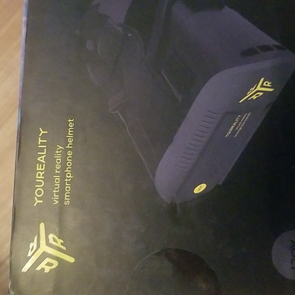 IJOY YOUREALITY Virtual Reality Smartphone Helmet - Picture 8 of 8